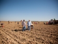 fieldWorkers_02.jpg